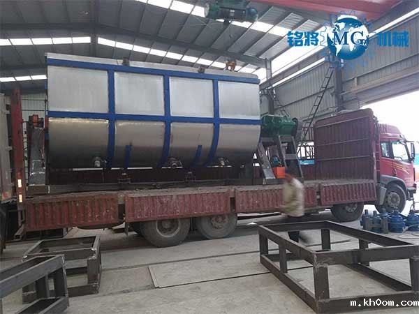 真石漆从底漆、分格、罩面施工，到为什么会出现不平、空鼓、脱落？