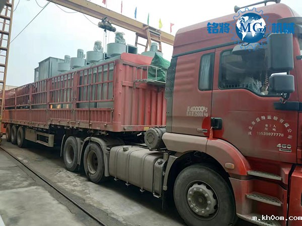 商丘年产30万吨全自动干粉砂浆生产线装车现场